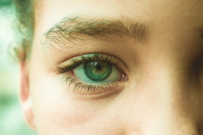 πράσινα μάτια